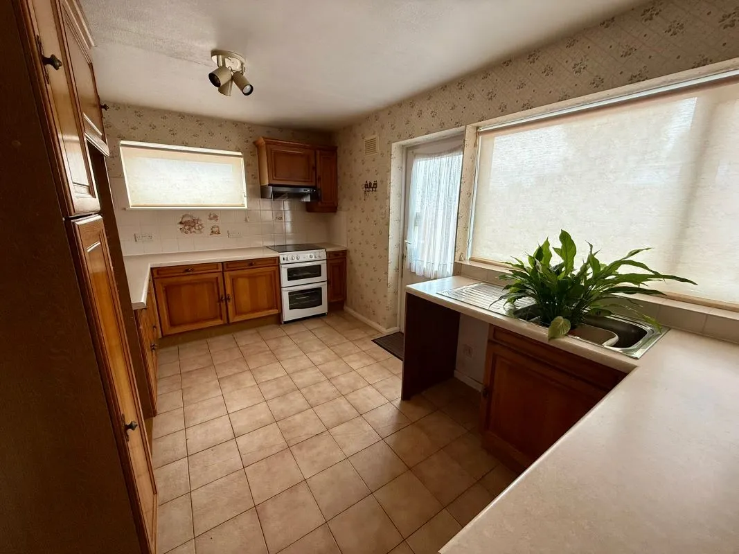 Market Drayton, Shropshire, TF9 3BH - Online Auctions
