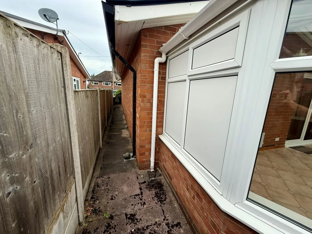 Market Drayton, Shropshire, TF9 3BH - Online Auctions