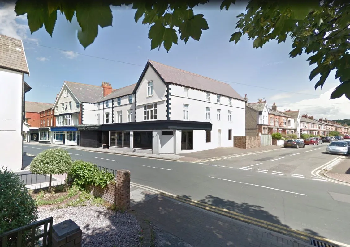 West Kirby, Wirral, Merseyside, CH48 0RB - Online Auctions