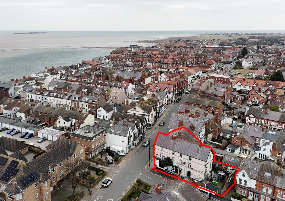 West Kirby, Wirral, Merseyside, CH48 0RB - Online Auctions