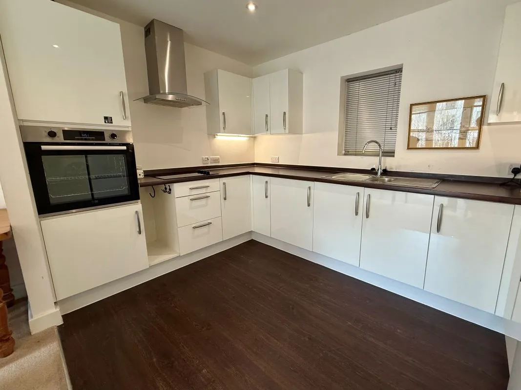 Cable Drive, Frodsham, Cheshire, WA6 0FP - Online Auctions