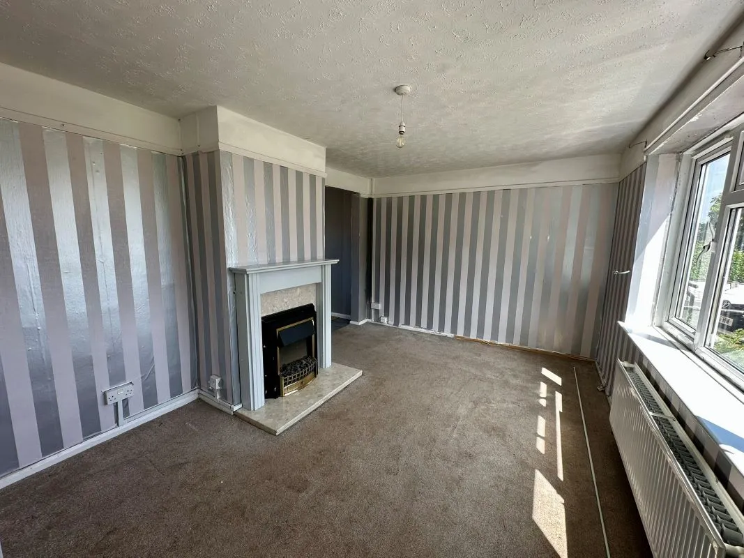 Stafford, Staffordshire, ST17 9RF - Online Auctions