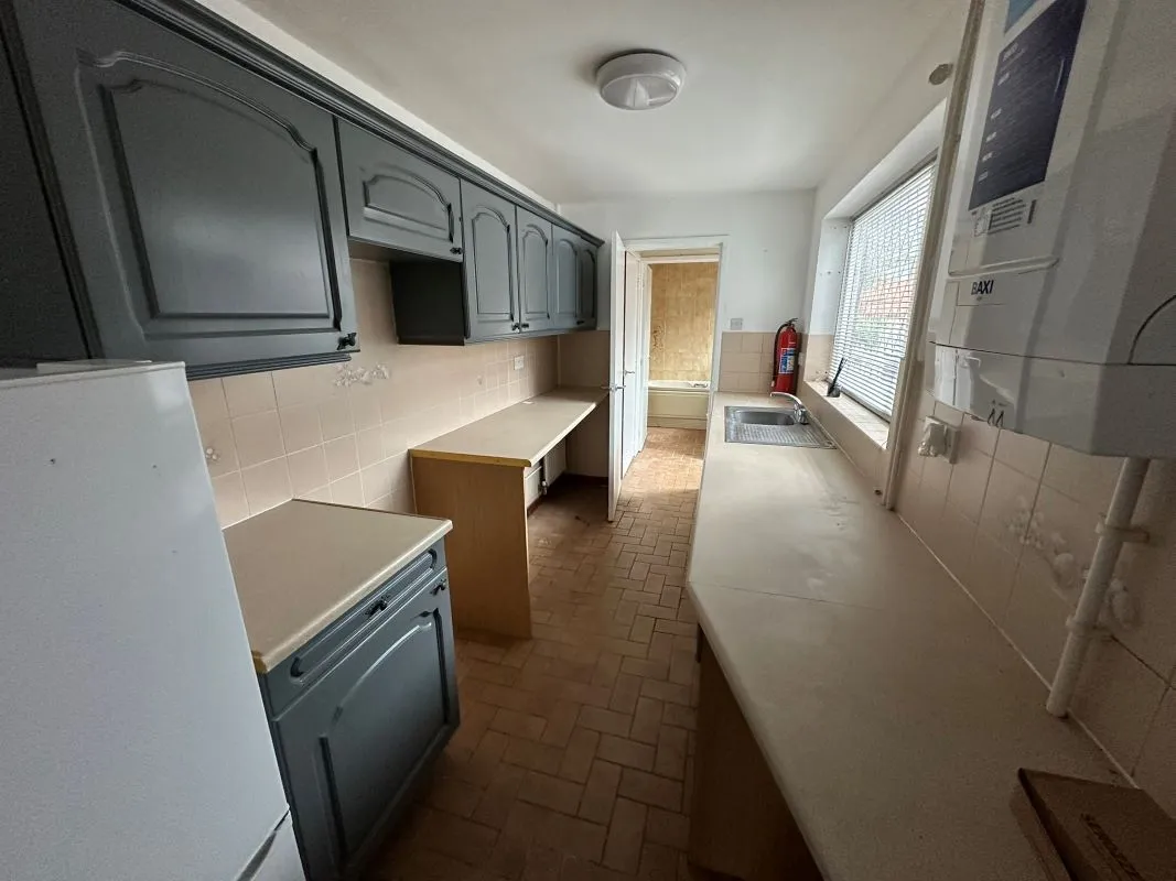Stoke-On-Trent, Staffordshire, ST4 3LJ - Online Auctions