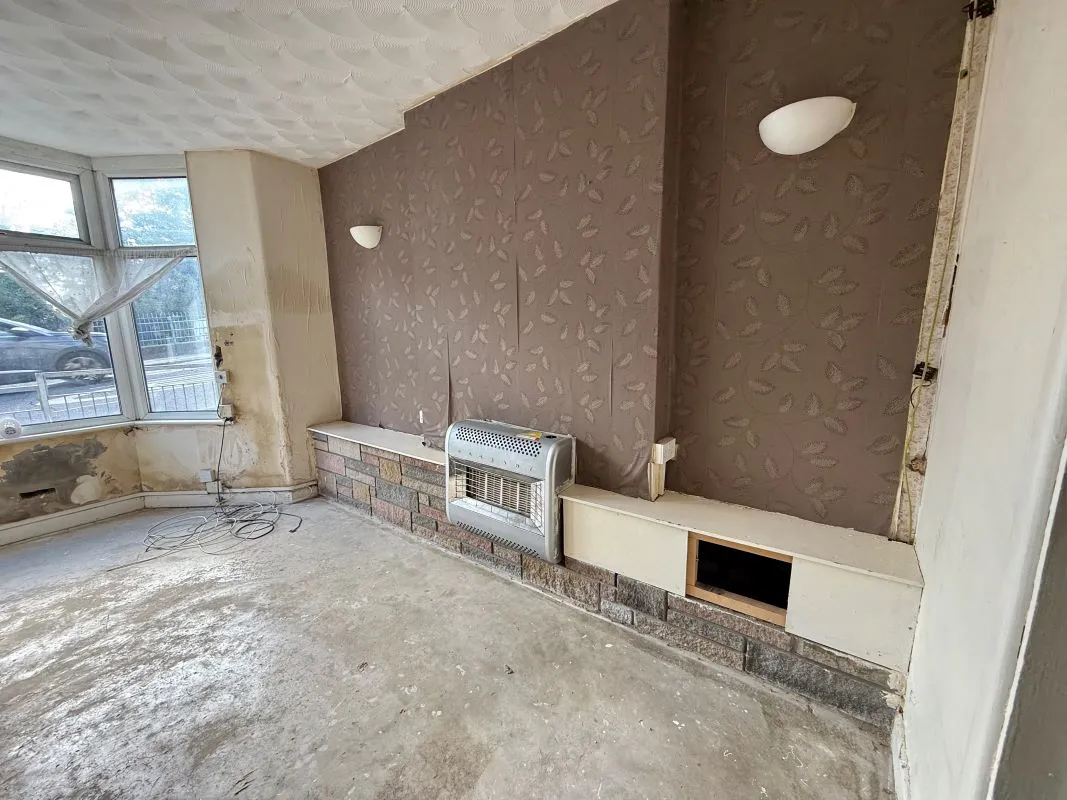Birkenhead, Merseyside, CH41 9BY - Online Auctions