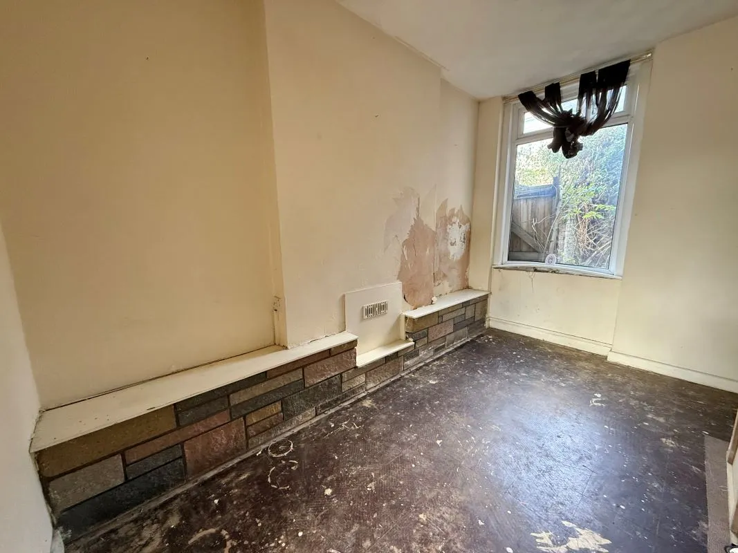 Birkenhead, Merseyside, CH41 9BY - Online Auctions