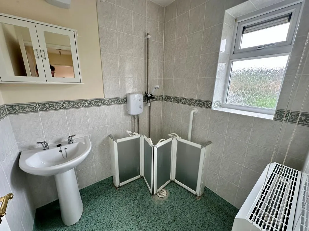 Great Haywood, Stafford, Staffordshire, ST18 0SJ - Online Auctions