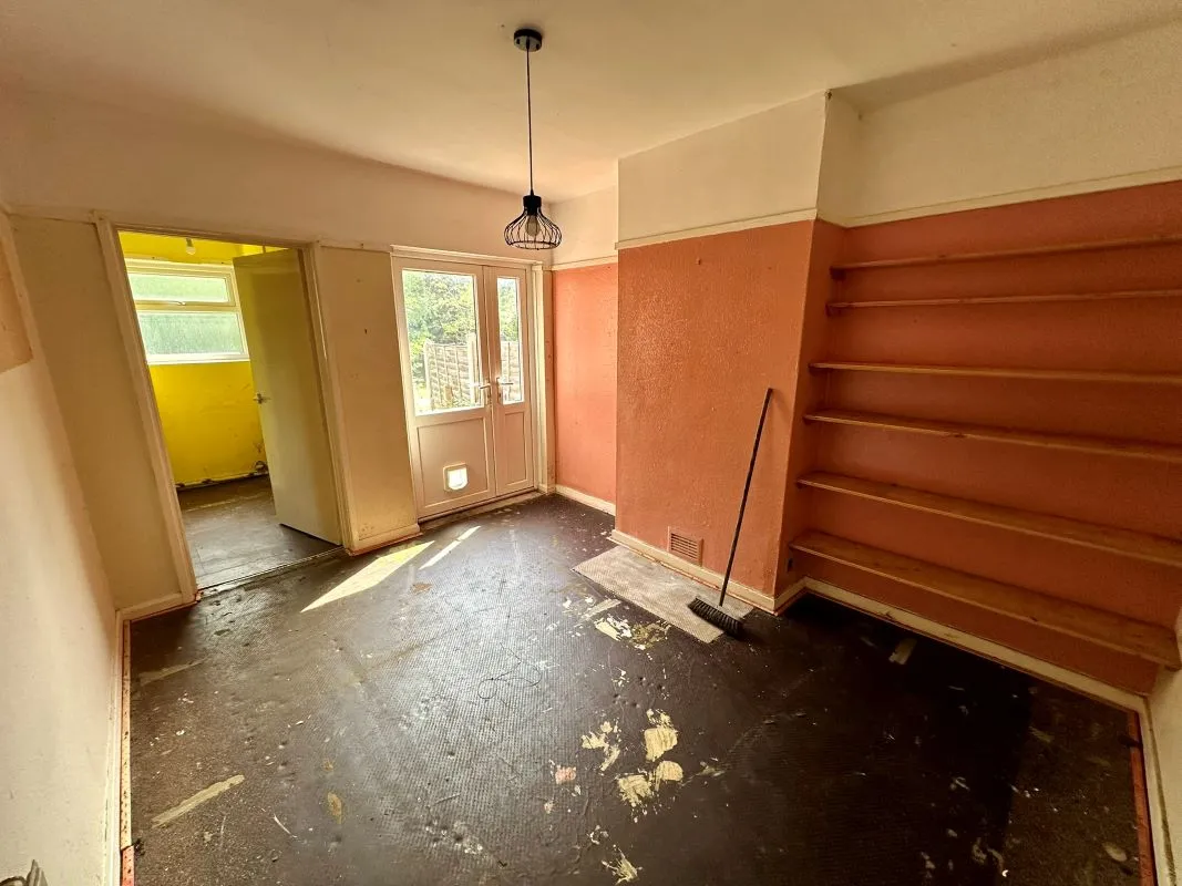 Shrewsbury, Shropshire, SY2 6LJ - Online Auctions