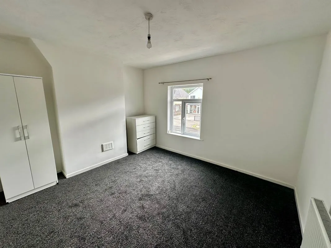 Stoke-On-Trent, Staffordshire, ST2 9AG - Online Auctions
