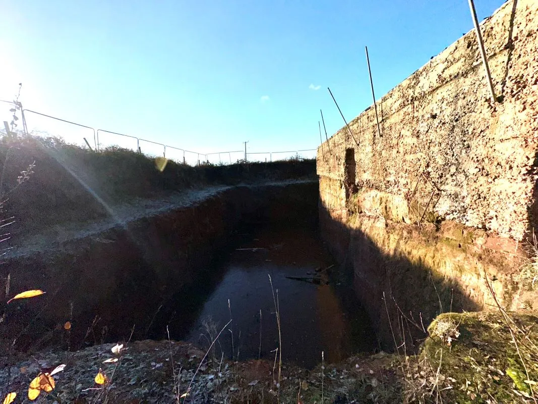 Ridley Reservoir, Merelake Road, Alsager, Staffordshire, ST7 1UF - Online Auctions