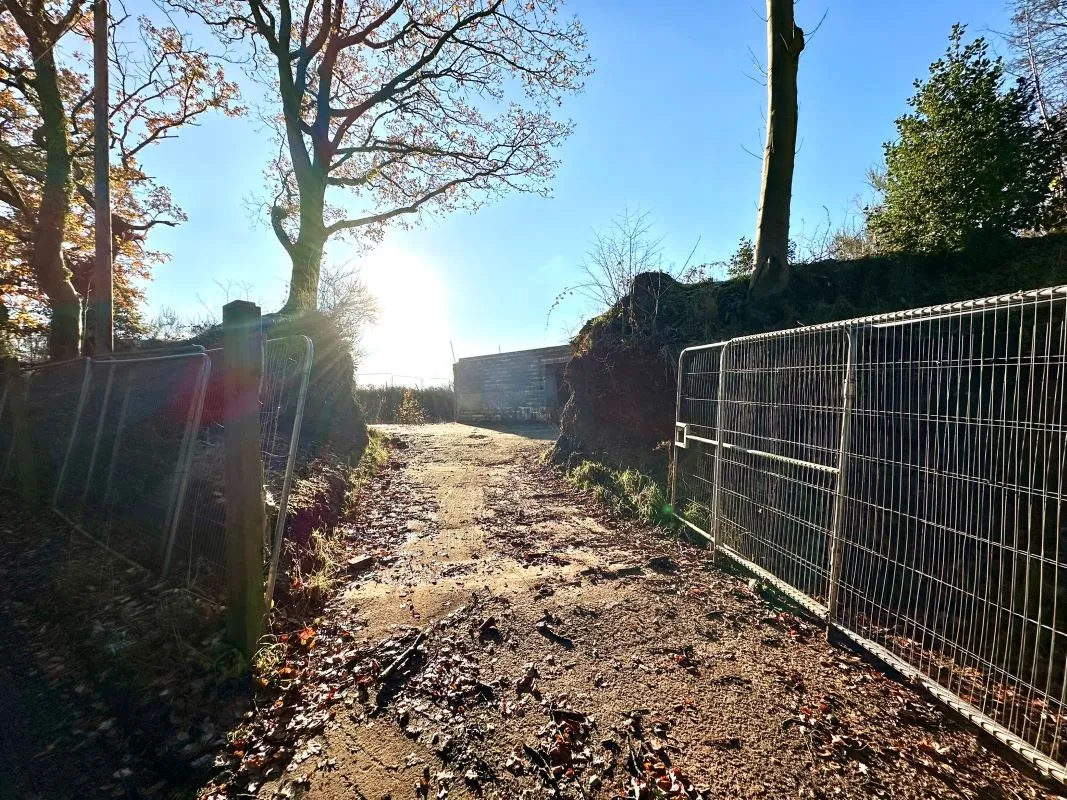 Ridley Reservoir, Merelake Road, Alsager, Staffordshire, ST7 1UF - Online Auctions