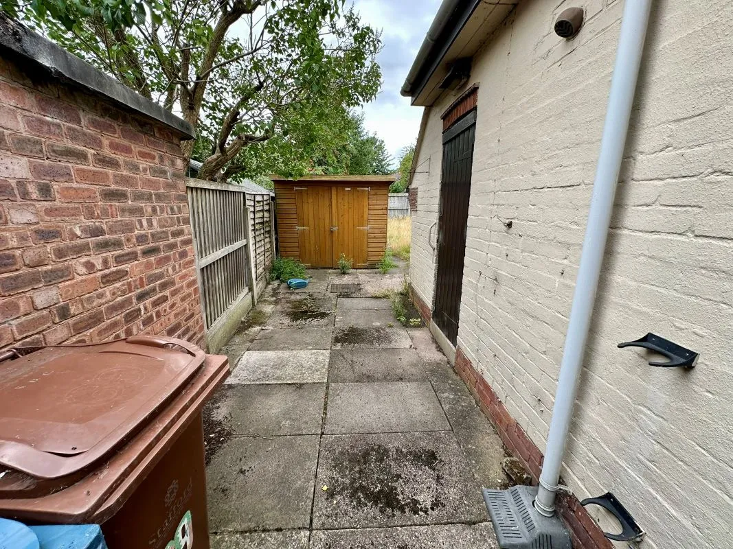 Stafford, Staffordshire, ST17 9DS - Online Auctions