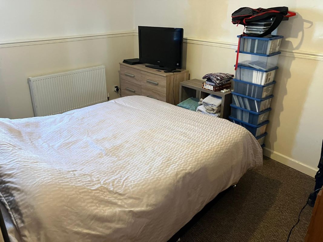 Ernest Road, Portsmouth, Hampshire, PO1 5RF - Online Auctions
