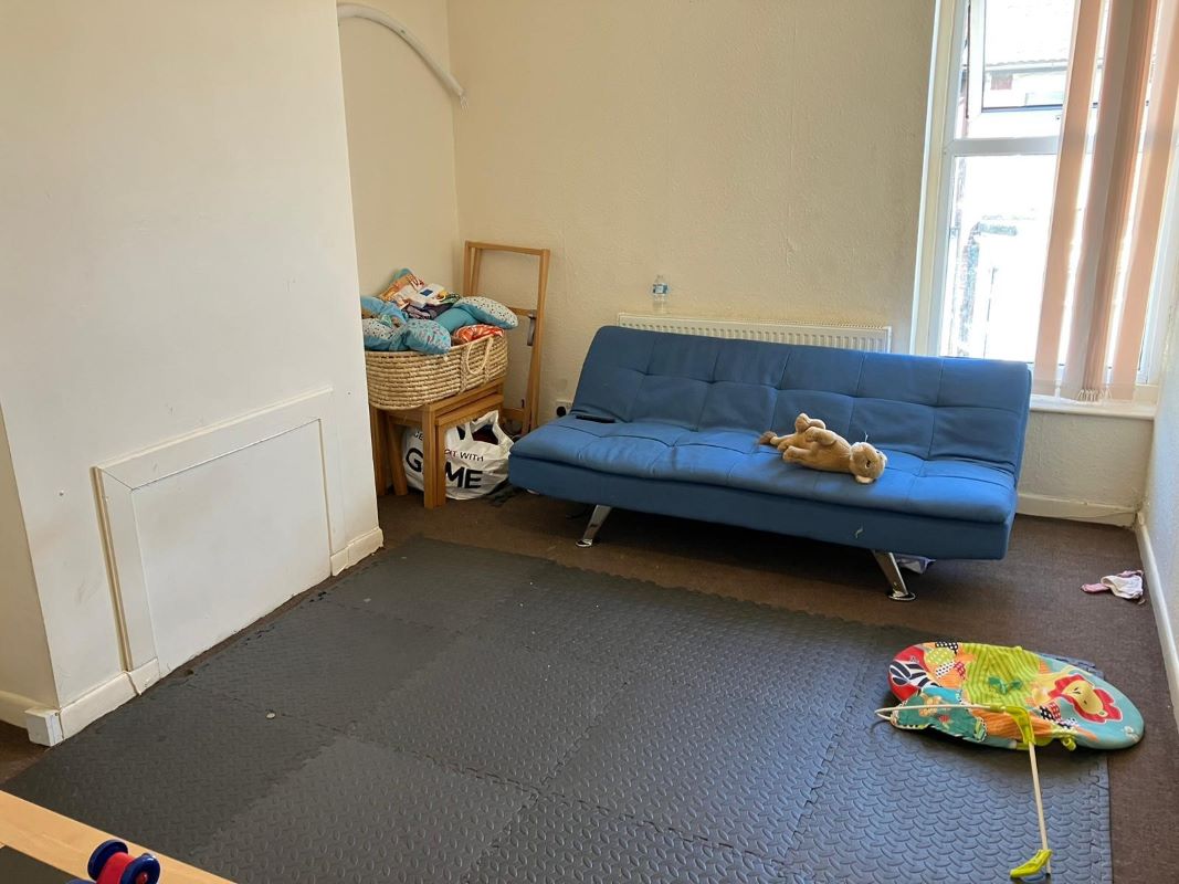 Ernest Road, Portsmouth, Hampshire, PO1 5RF - Online Auctions