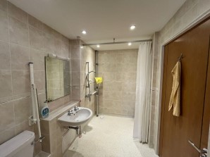 Property for Auction in Sussex & Hampshire - Flat 56 Claridge House, 14 Church Street, Littlehampton