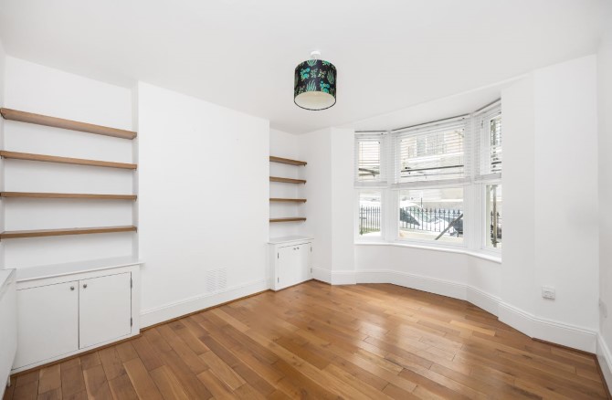 Property for Auction in Sussex & Hampshire - 12, Montpelier Road, Brighton