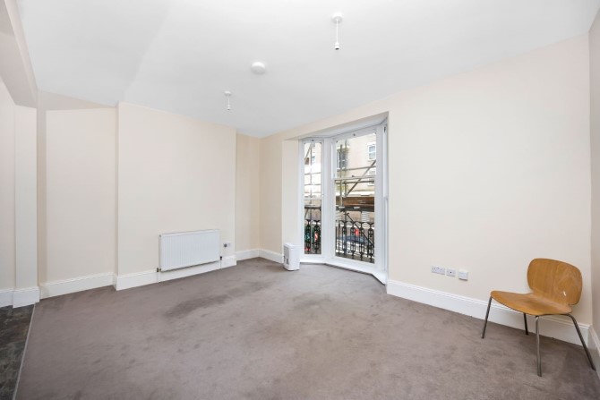 Property for Auction in Sussex & Hampshire - 12, Montpelier Road, Brighton