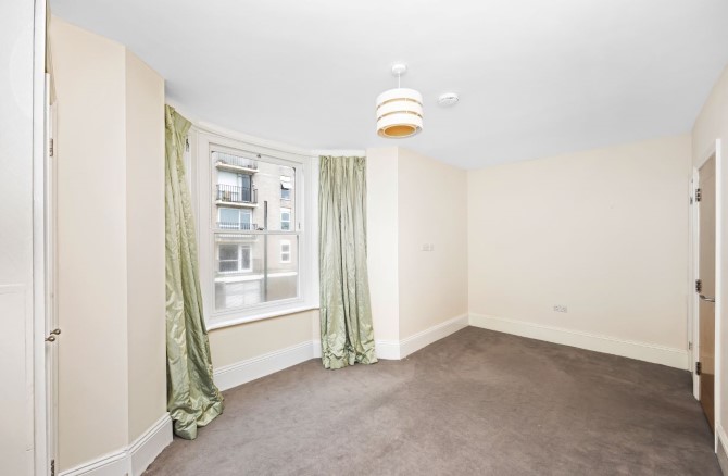 Property for Auction in Sussex & Hampshire - 12, Montpelier Road, Brighton