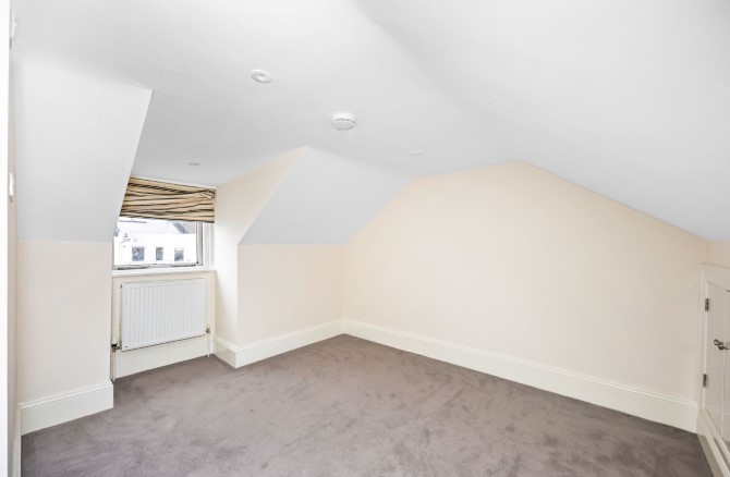 Property for Auction in Sussex & Hampshire - 12, Montpelier Road, Brighton