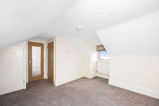 Property for Auction in Sussex & Hampshire - 12, Montpelier Road, Brighton