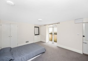 Property for Auction in Sussex & Hampshire - 12, Montpelier Road, Brighton