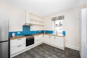 Property for Auction in Sussex & Hampshire - 12, Montpelier Road, Brighton