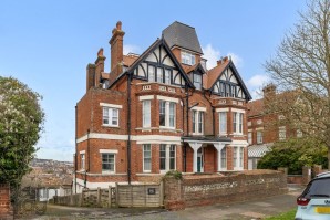 Property for Auction in Sussex & Hampshire - Flat 5, 32 St Johns Road, Eastbourne