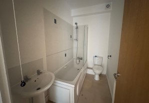 Property for Auction in Sussex & Hampshire - Flat 5 Oliver Court, 5 Spring Garden Lane, Gosport, Hampshire