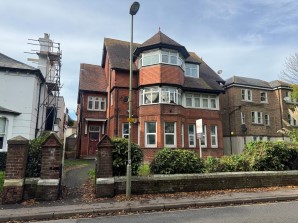 Property for Auction in Sussex & Hampshire - Flat 5 Oliver Court, 5 Spring Garden Lane, Gosport, Hampshire