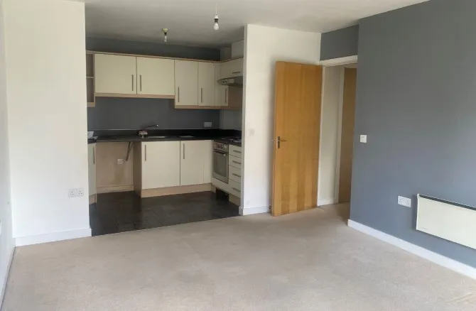 Property for Auction in Sussex & Hampshire - Flat 2, 32 Billys Copse, Havant, Hampshire