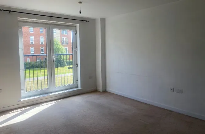 Property for Auction in Sussex & Hampshire - Flat 2, 32 Billys Copse, Havant, Hampshire