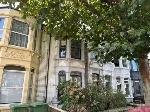 Property for Auction in Sussex & Hampshire - Ground Floor Flat, 144 Laburnum Grove, Portsmouth, City of Portsmouth