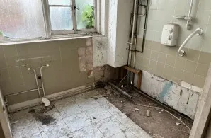 Property for Auction in Sussex & Hampshire - First Floor Flat, 144 Laburnum Grove, Portsmouth, City of Portsmouth