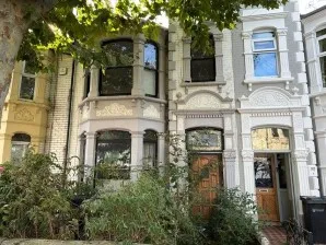 Property for Auction in Sussex & Hampshire - First Floor Flat, 144 Laburnum Grove, Portsmouth, City of Portsmouth