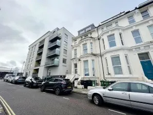 Property for Auction in Sussex & Hampshire - Flat 6, 34 Alhambra Road, Southsea, City of Portsmouth