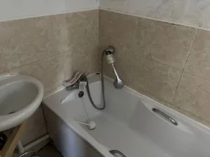 Property for Auction in Sussex & Hampshire - Flat 6, 34 Alhambra Road, Southsea, City of Portsmouth
