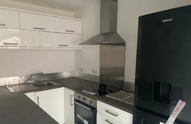 Property for Auction in Sussex & Hampshire - Flat 2, 139-141 Havant Road, Drayton, Portsmouth, Hampshire