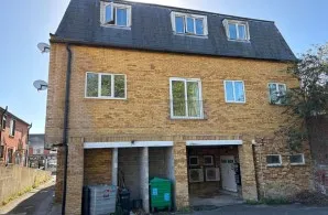 Property for Auction in Sussex & Hampshire - Flat 2, 139-141 Havant Road, Drayton, Portsmouth, Hampshire