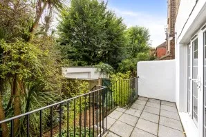 Property for Auction in Sussex & Hampshire - Flat 2, 16 Florence Road, Brighton, East Sussex