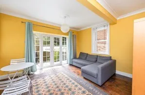 Property for Auction in Sussex & Hampshire - Flat 2, 16 Florence Road, Brighton, East Sussex