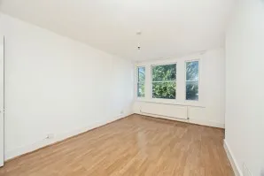 Property for Auction in Sussex & Hampshire - Flat 4, 82 Denmark Villas, Hove