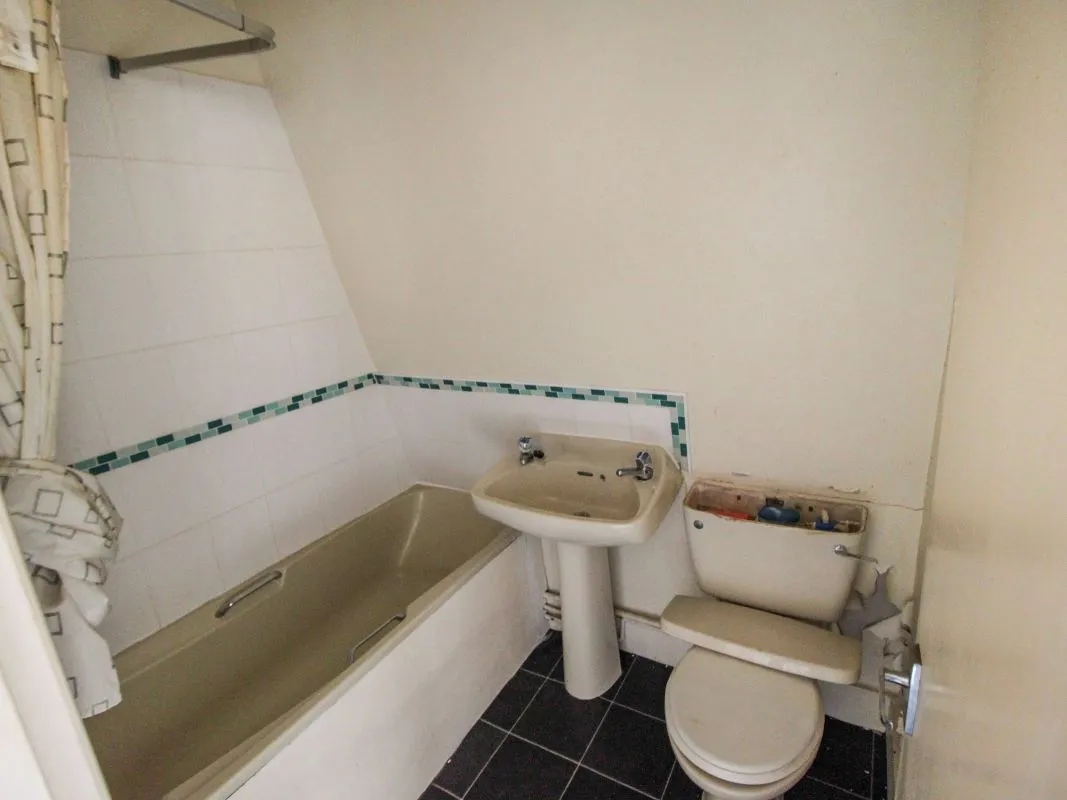 Villa Road, St Leonards-on-Sea, East Sussex, TN37 6EJ - Online Auctions