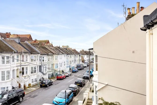 Property for Auction in Sussex & Hampshire - Flat 1, 62 Sackville Road, Hove