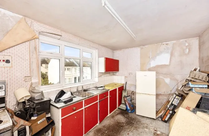 Property for Auction in Sussex & Hampshire - Flat 1, 62 Sackville Road, Hove