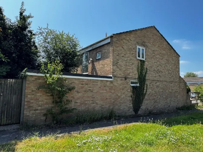 Property for Auction in Sussex & Hampshire - 25 Flamborough Close, Southampton