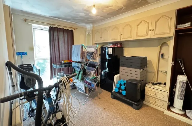 Property for Auction in Sussex & Hampshire - 25 Flamborough Close, Southampton