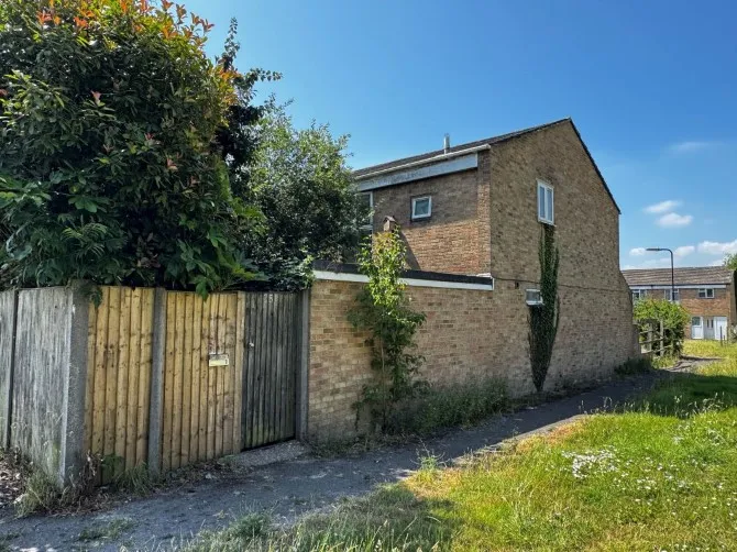 Property for Auction in Sussex & Hampshire - 25 Flamborough Close, Southampton