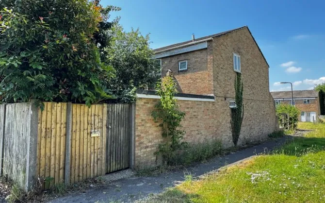 Property for Auction in Sussex & Hampshire - 25 Flamborough Close, Southampton