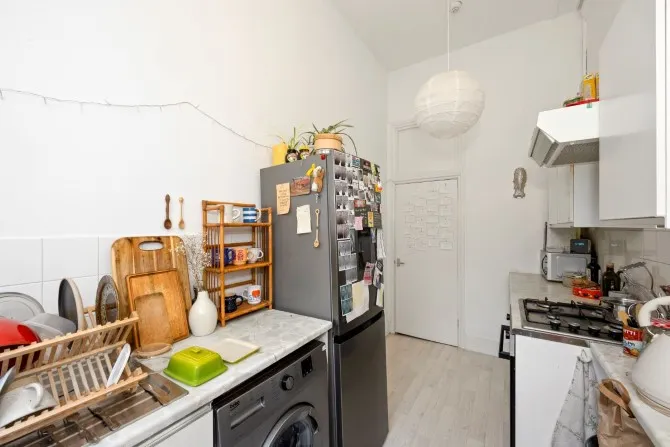 Property for Auction in Sussex & Hampshire - 104, Lansdowne Place, Hove