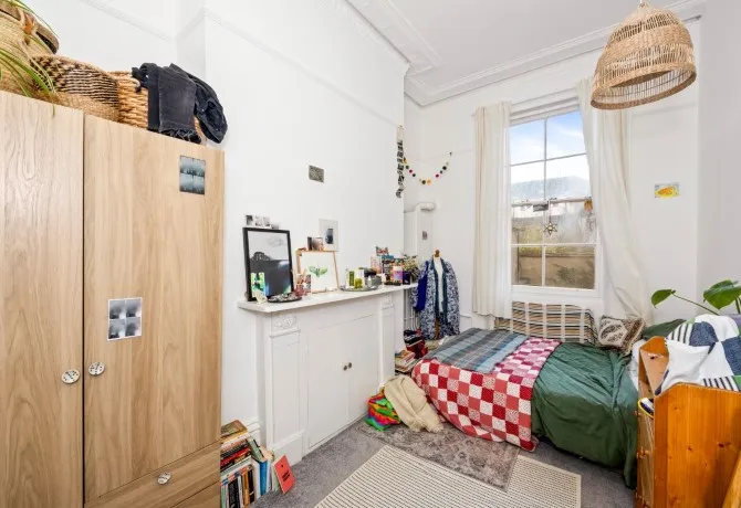 Property for Auction in Sussex & Hampshire - 104, Lansdowne Place, Hove