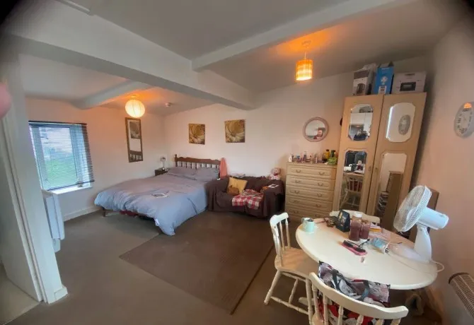 Property for Auction in Sussex & Hampshire - 7 New Broadway, Worthing, West Sussex